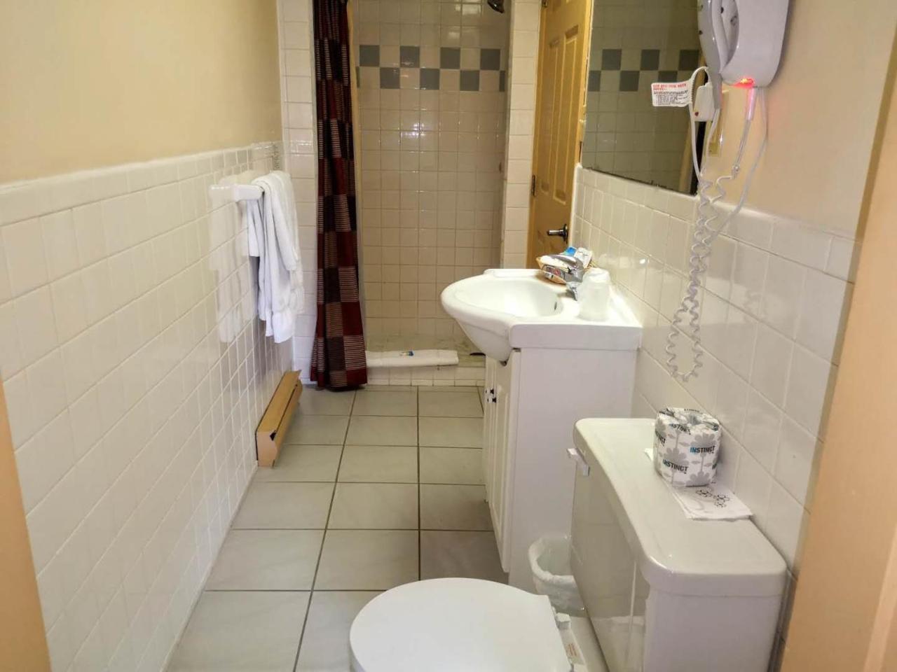 Hotel Motel La Marquise Sherbrooke Zewnętrze zdjęcie