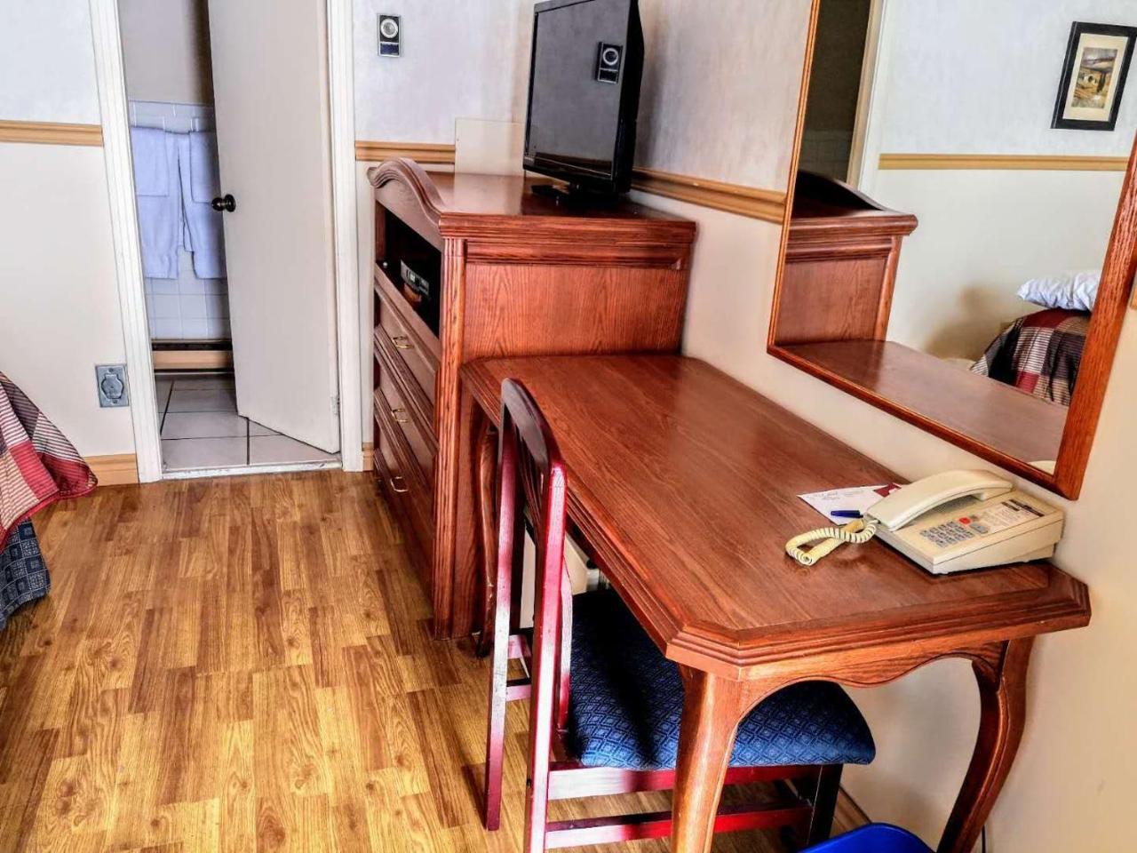 Hotel Motel La Marquise Sherbrooke Zewnętrze zdjęcie